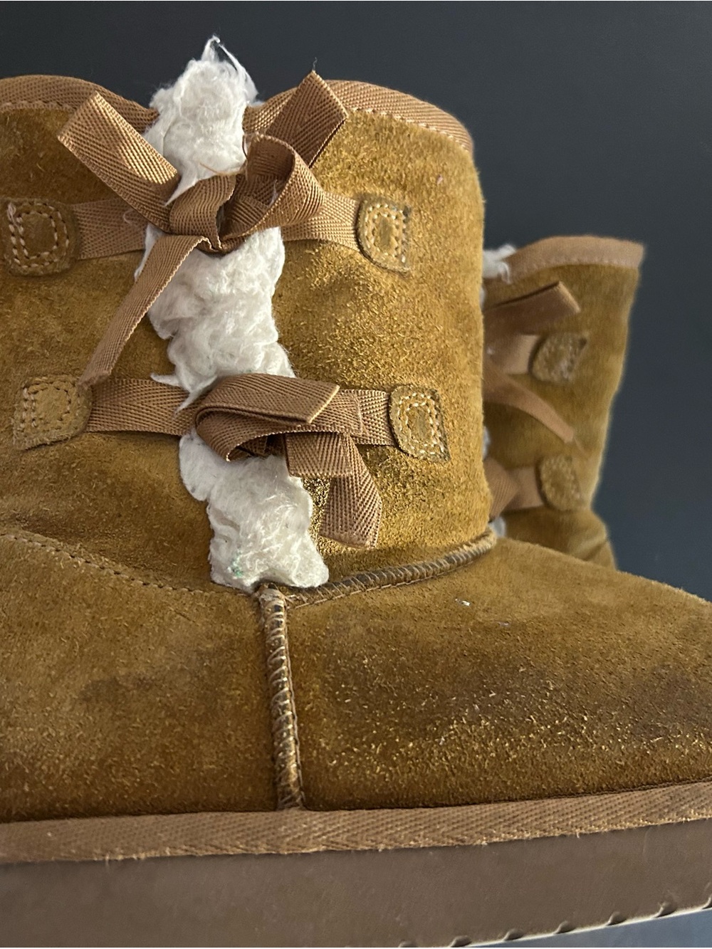 Koolaburra Kids Tan Suede Shearling Ribbon Boots